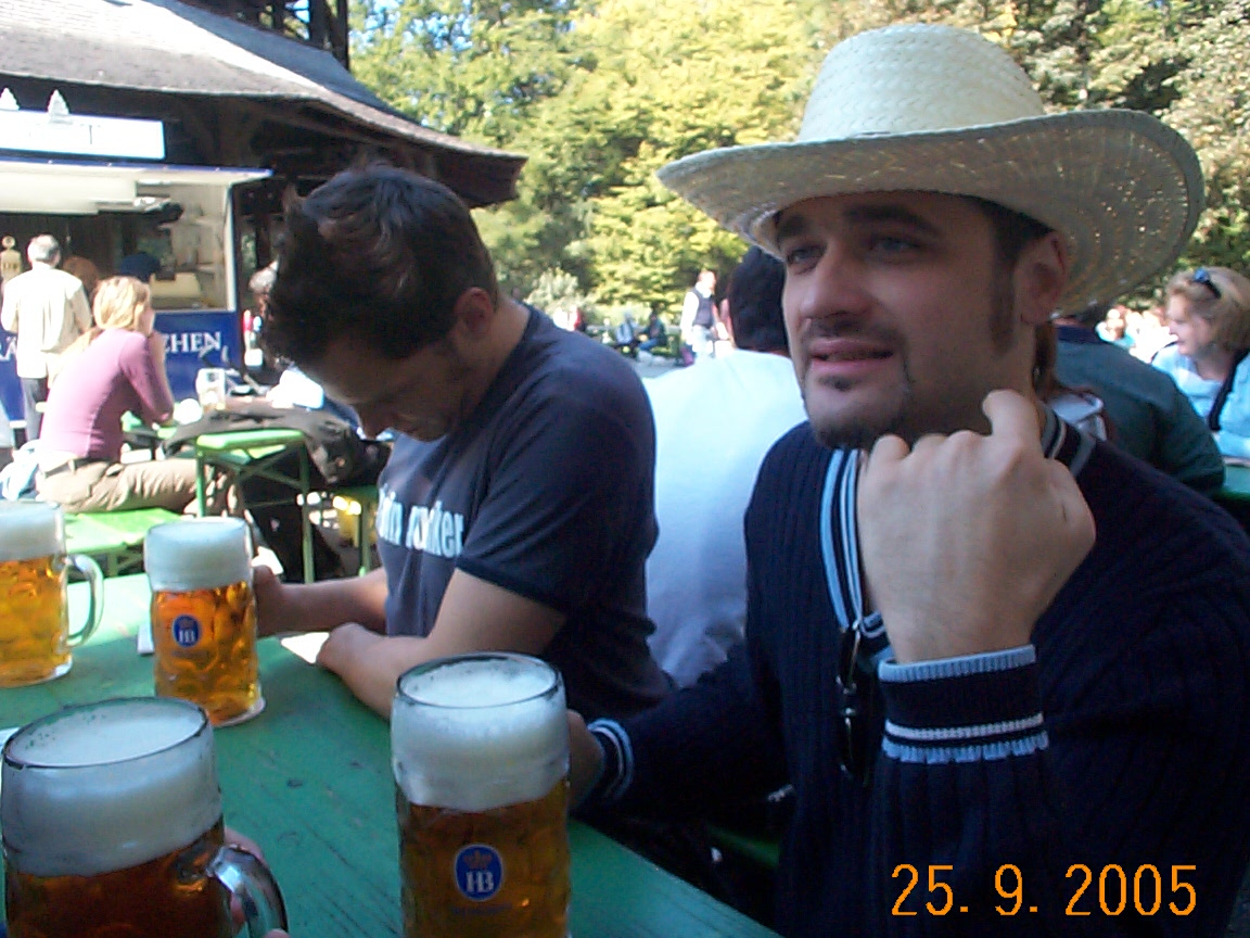 Image 3 of 77  -  283 kB