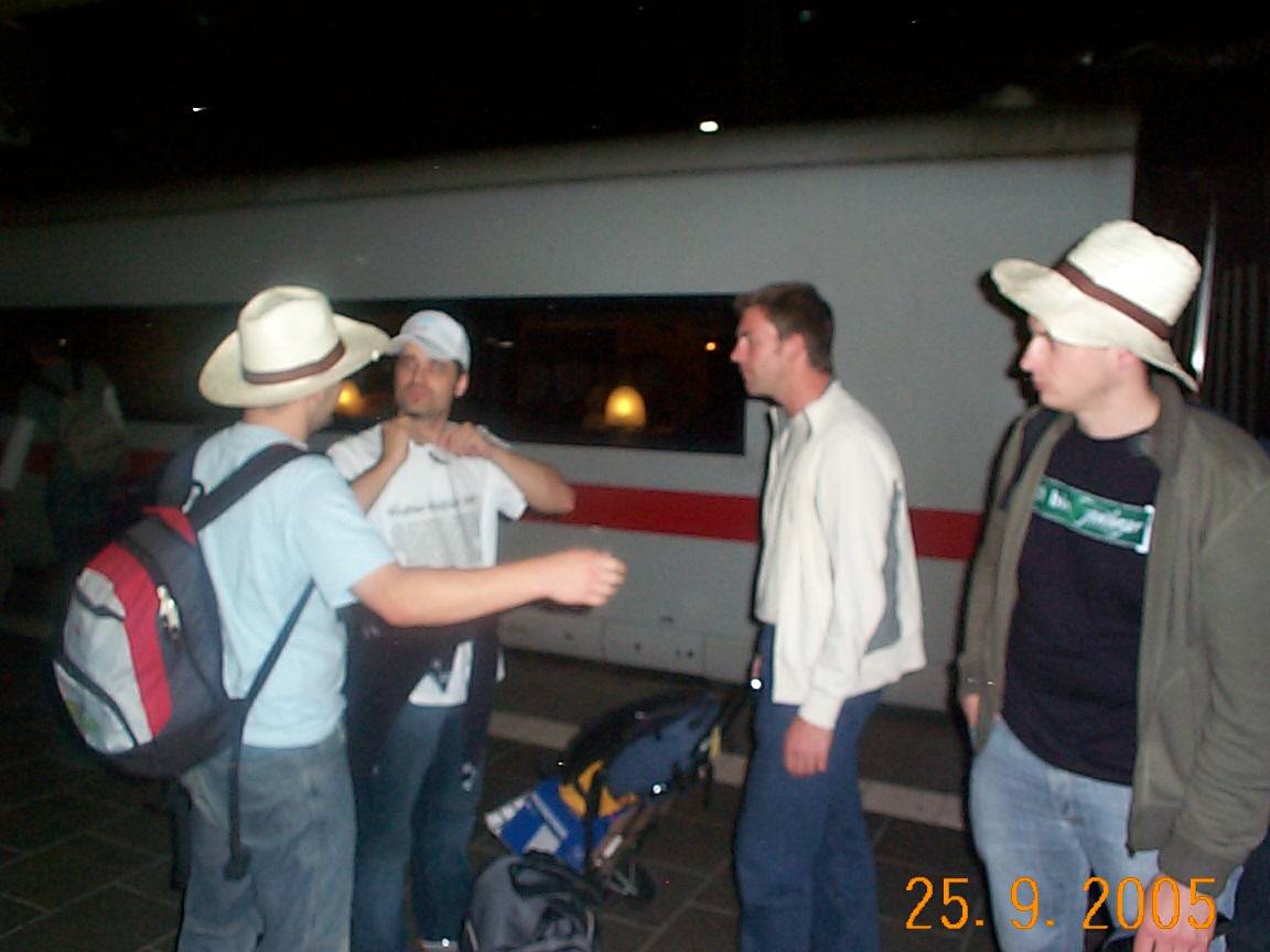 Image 5 of 77  -  199 kB