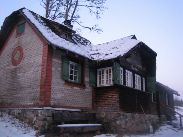 Image 221 of 456  -  67 kB