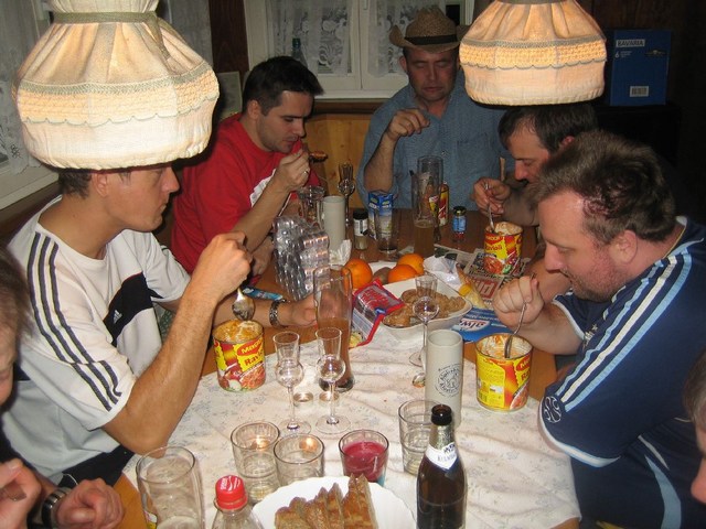 Image 256 of 456  -  94 kB