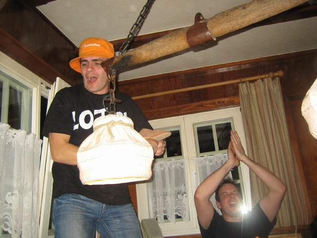 Image 360 of 456  -  74 kB