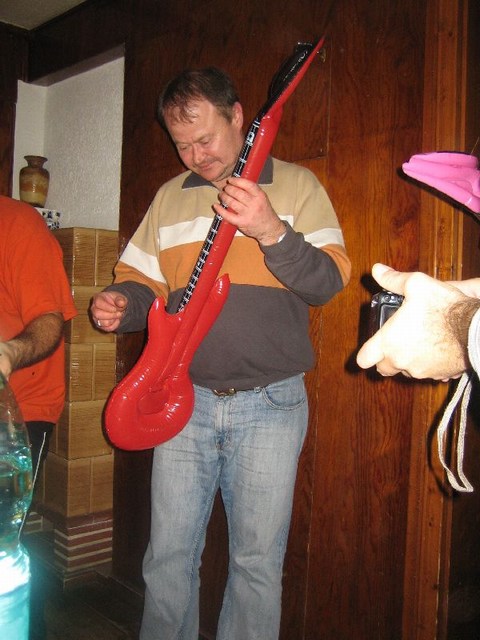 Image 390 of 456  -  75 kB