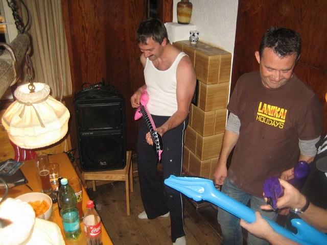 Image 404 of 456  -  78 kB