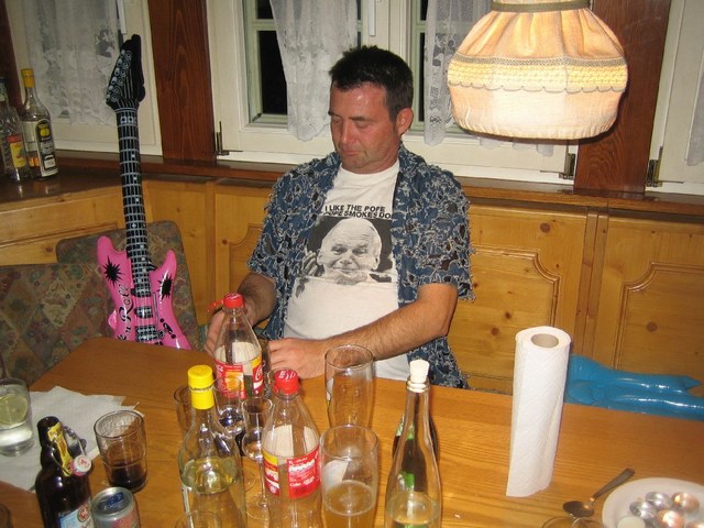 Image 437 of 456  -  90 kB